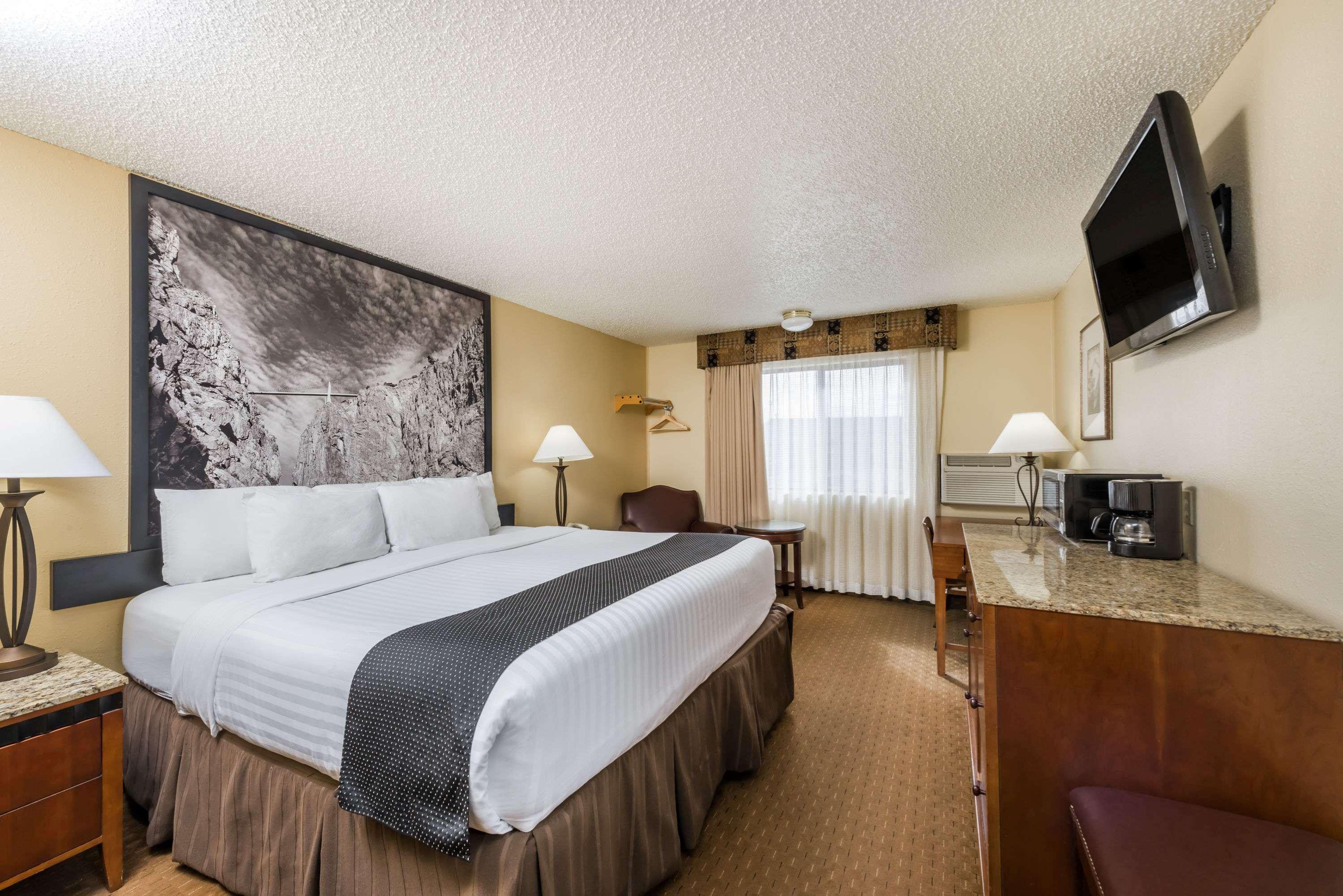ซูเปอร์ 8 บาย วินด์แฮม แคนนอน ซิตี้ Motel แคนนอนซิตี ภายนอก รูปภาพ